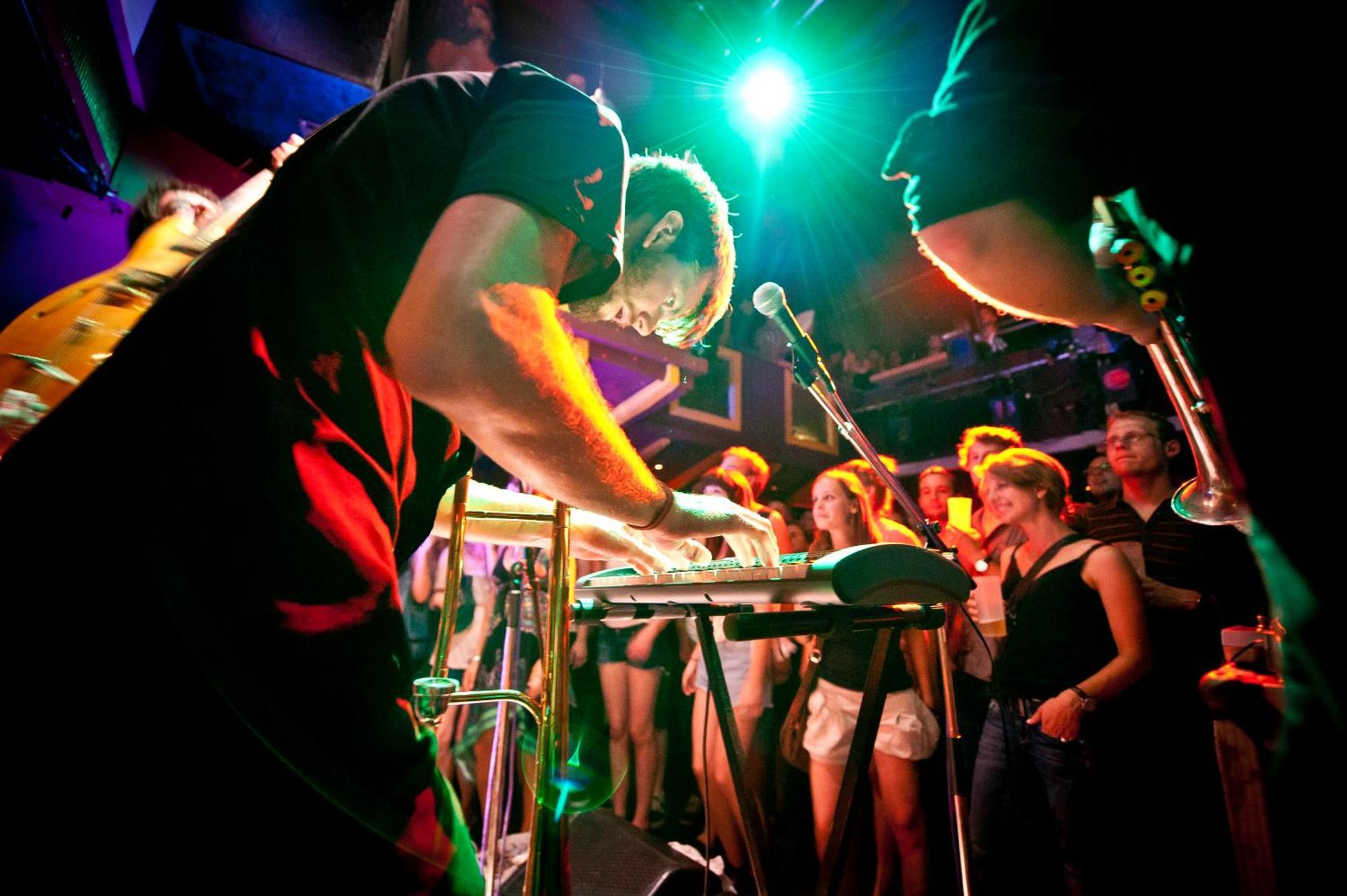 Hotel Albani Bar Of Music Βίντερτουρ Εξωτερικό φωτογραφία